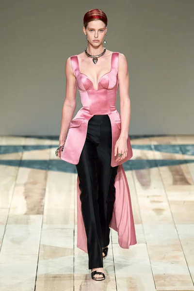 Look 42